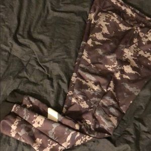 Size up slugger joggers